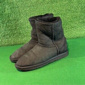 UGG Suede Boots Black 1017703K Gradeschool Size 6